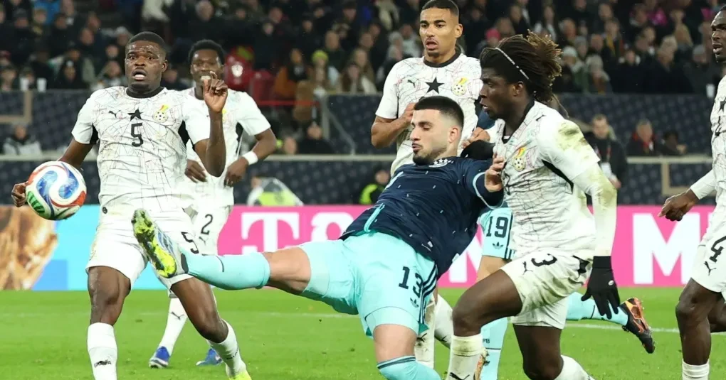 Alemanha vence Gana por 2 a 1 em Stuttgart com gol nos acréscimos