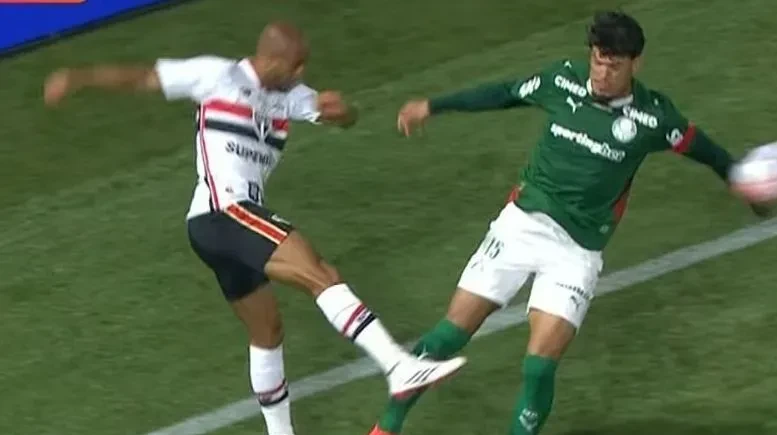 anderson-barros-do-palmeiras-chama-diretor-do-são-paulo-de-oportunista-1