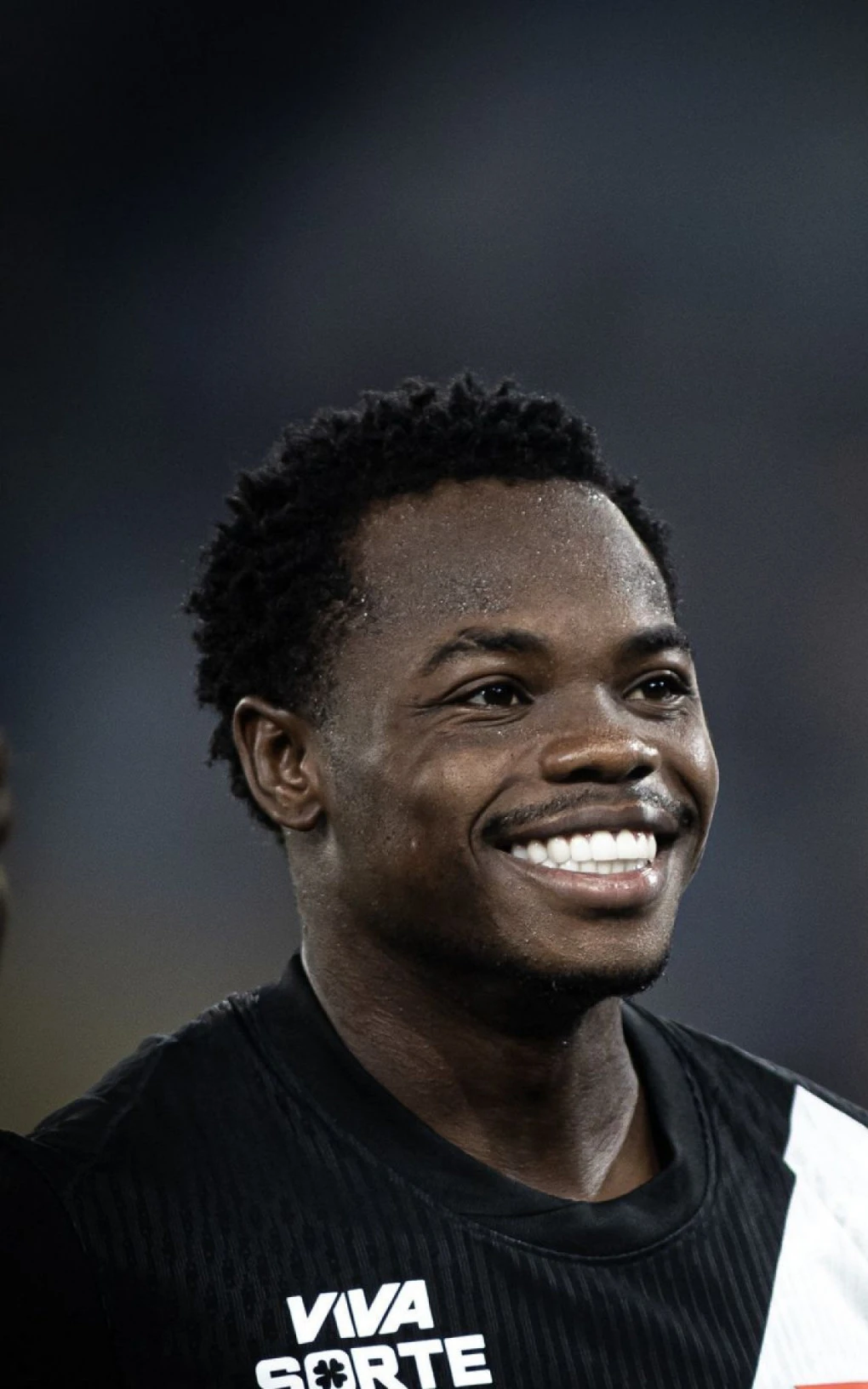 Andrés Gómez lidera ofensividade do Vasco no Brasileirão