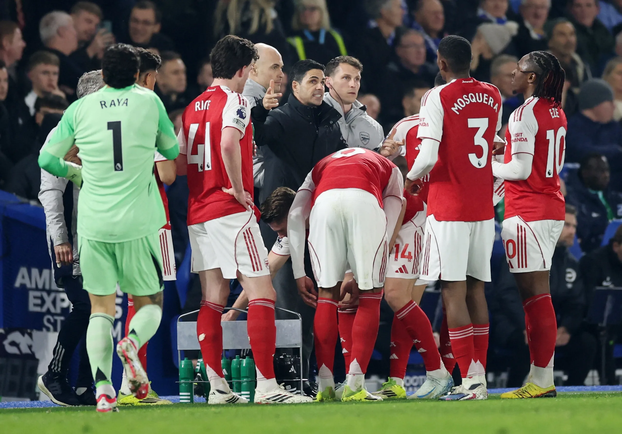 antijogo-líder-do-inglês-arsenal-sofre-críticas-por-cera-e-faltas-1