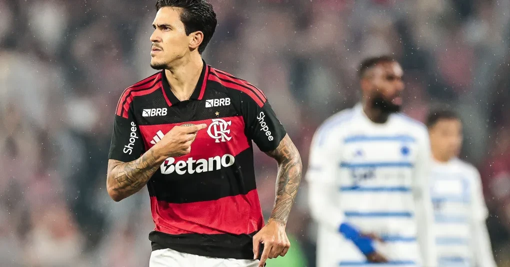 Brasileirão: Flamengo vence Cruzeiro no reencontro de Leonardo Jardim com a Raposa