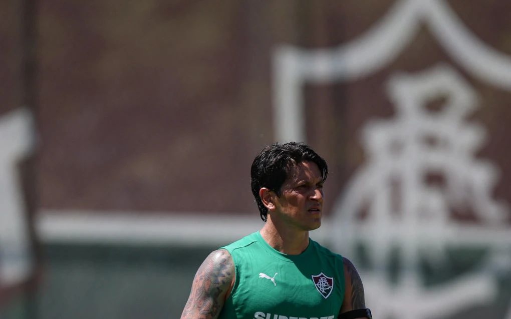 Germán Cano volta ao Fluminense após cinco meses e reforça ataque