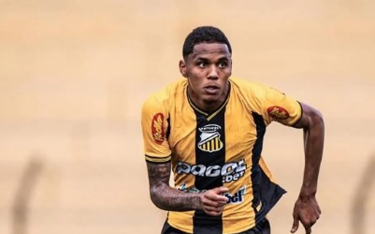 Botafogo mantém interesse em Dantas mesmo após chegada de venezuelano