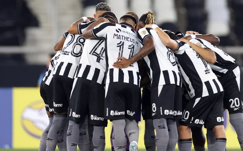 Comentarista vê Botafogo com grande chance de avançar na Libertadores