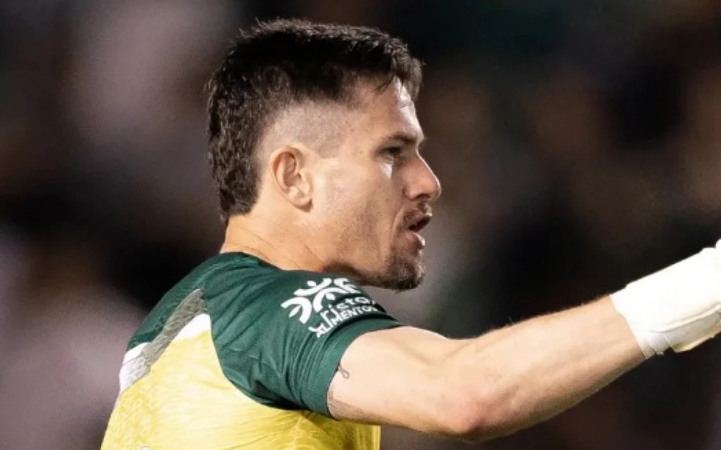 Botafogo avalia opções para a meta; Tadeu (Goiás) entre os nomes