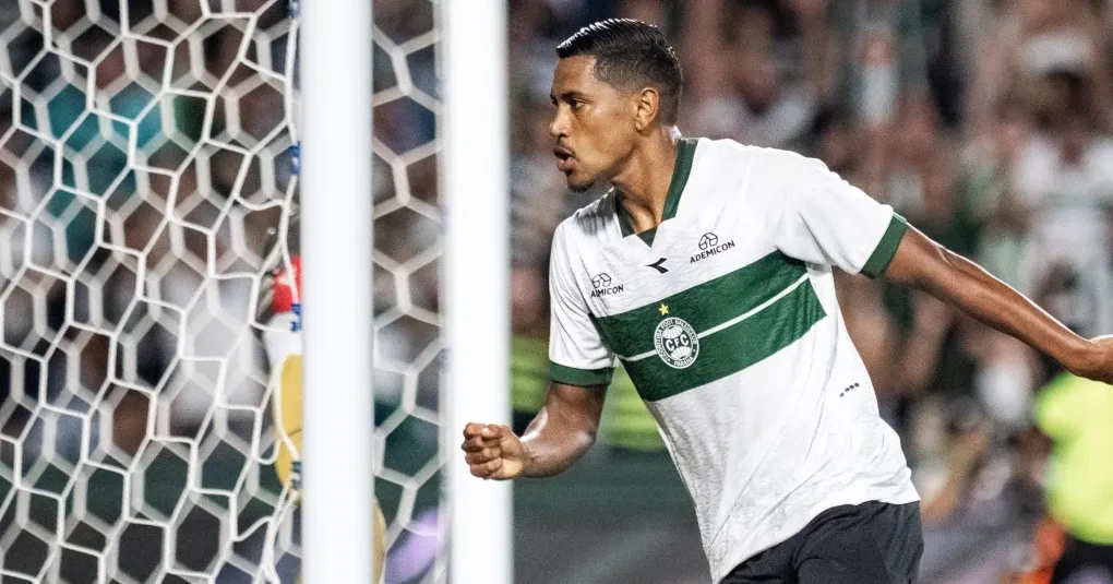 Coritiba bate Remo por 1 a 0 no Couto Pereira e sobe ao 6º lugar