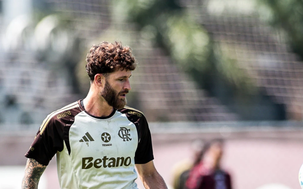 flamengo-sinaliza-desejo-de-renovar-com-léo-pereira-e-rossi-1