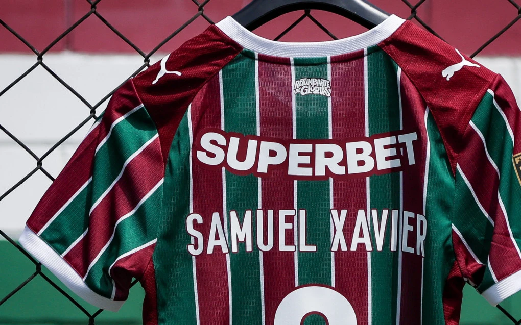 Fluminense renova patrocínio máster com a Superbet até 2029