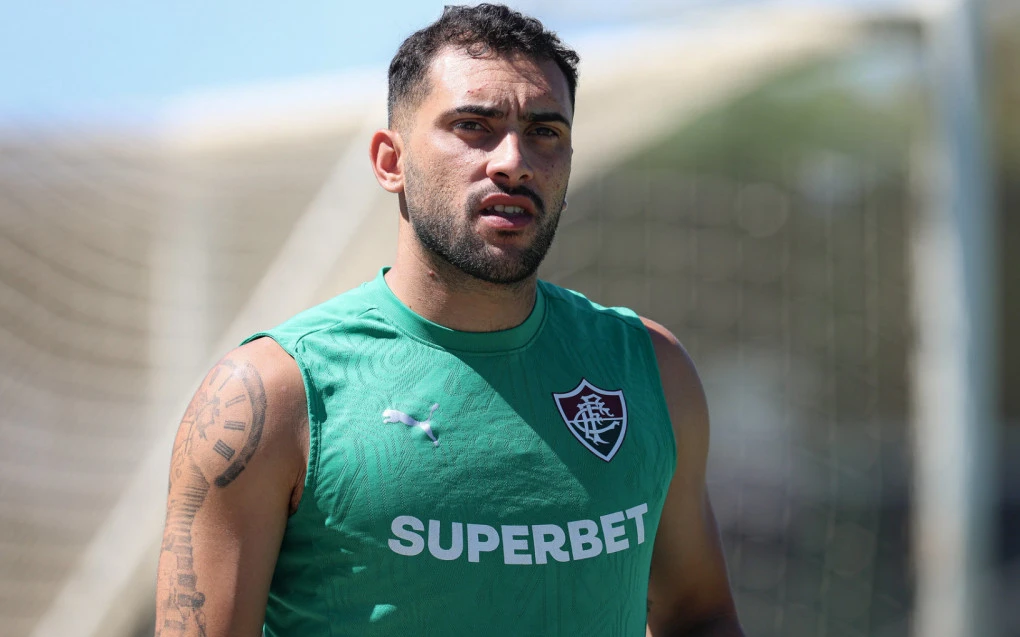 Freytes volta ao Fluminense para duelo com Atlético-MG