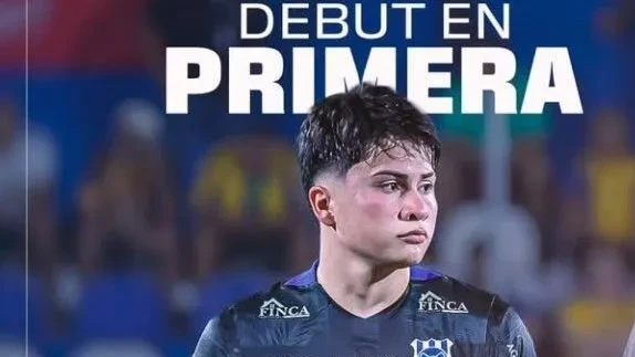 goleiro-fica-só-um-minuto-em-campo-e-manobra-revolta-torcida-no-paraguai-1