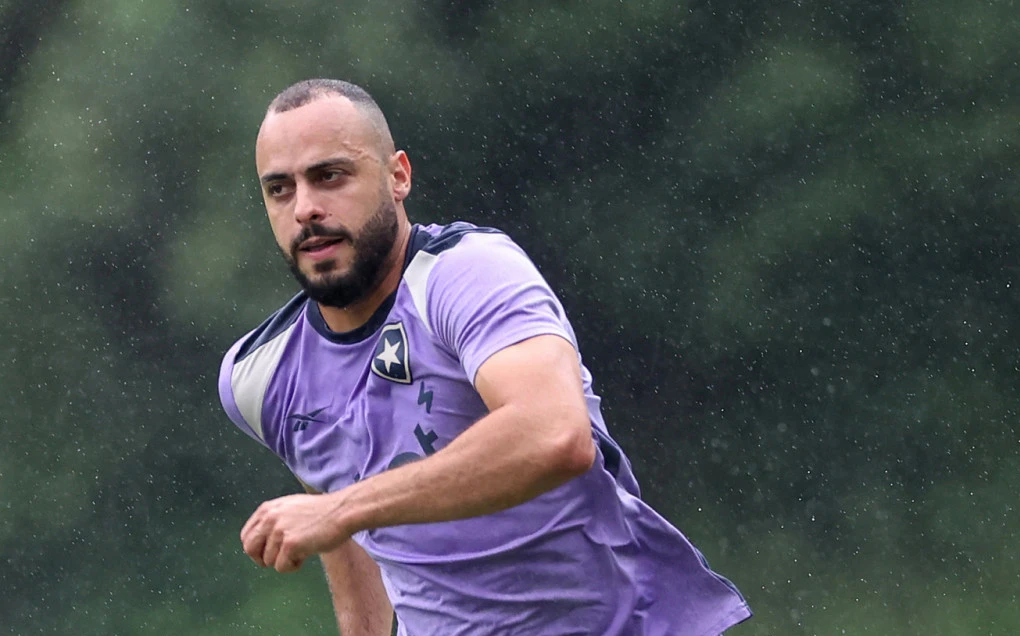 Divisão de salário trava empréstimo entre Corinthians e Botafogo