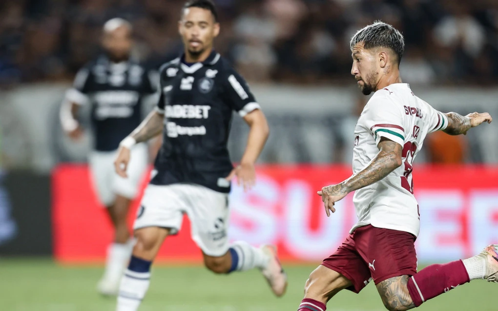 lucho-acosta-mostra-evolução-e-iguala-número-de-participações-em-gols-de-2025-1