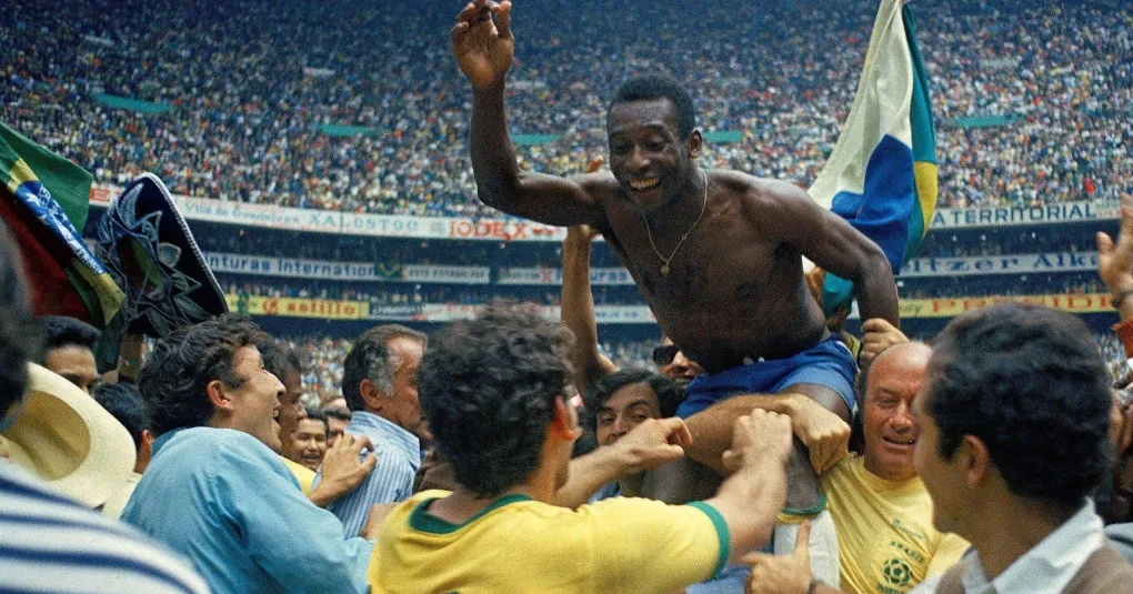 Pelé lidera ranking de assistências em Copas; Messi e Maradona aparecem entre os primeiros