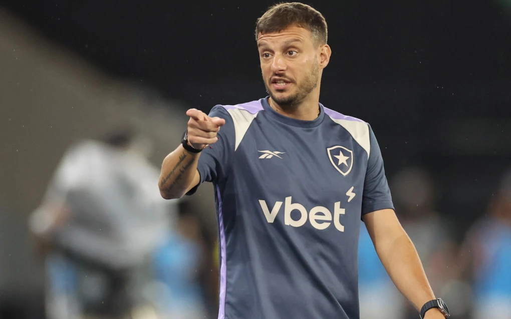 martín-anselmi-exalta-jovens-da-base-do-botafogo-após-título-da-taça-rio-1