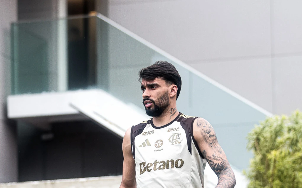 Paquetá sofre fratura na mão e usará imobilização para treinar e jogar sem limitações