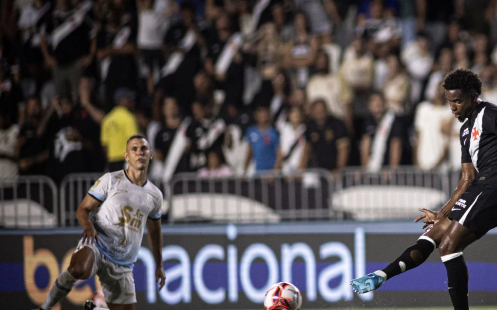 renato-gaúcho-define-thiago-mendes-como-novo-capitão-do-vasco-1