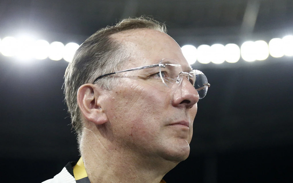 Justiça extingue ação e encaminha disputa entre Textor e Eagle para arbitragem