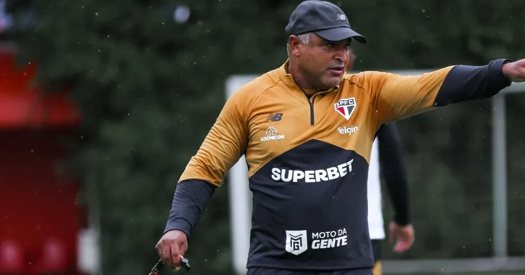 São Paulo visita o Bragantino pela liderança do Brasileirão