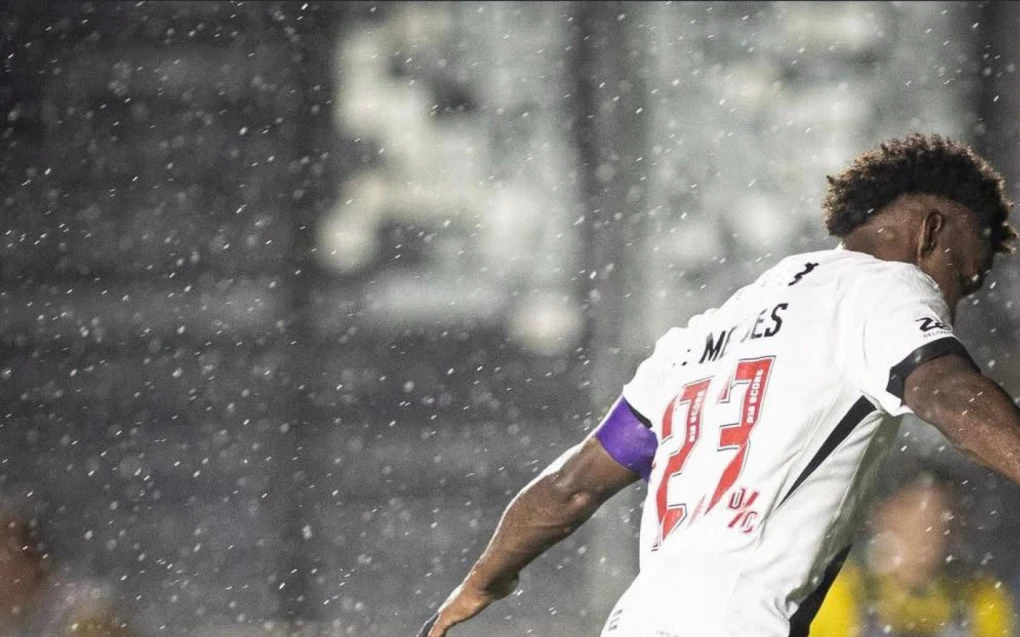 thiago-mendes-exalta-a-equipe-após-vasco-x-palmeiras-foi-vencedora-1