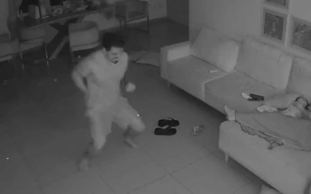 vídeo-após-virada-do-vasco-torcedor-viraliza-ao-comemorar-em-silêncio-para-não-acordar-bebê-1