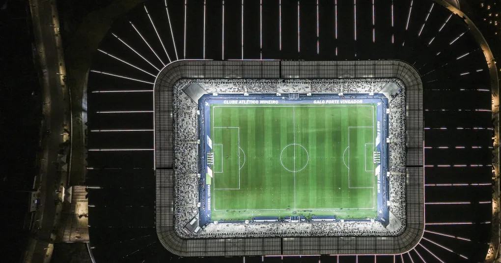 Atlético-MG x Flamengo: escalações e onde assistir ao jogo do Brasileirão | CNN Brasil