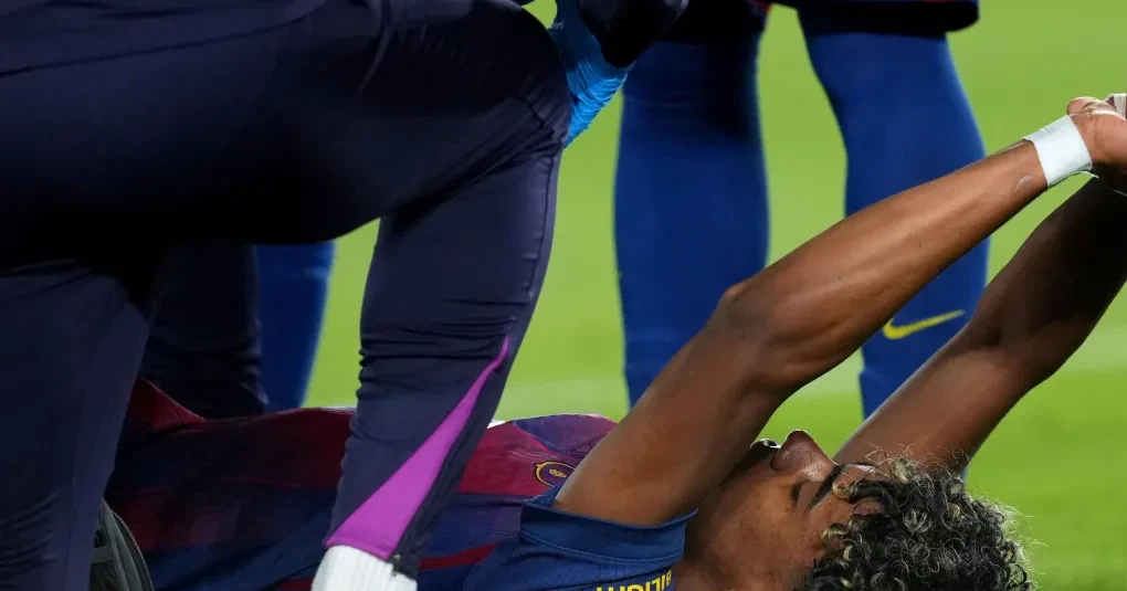 Barcelona confirma lesão, Yamal perde temporada e deve voltar só na Copa | CNN Brasil