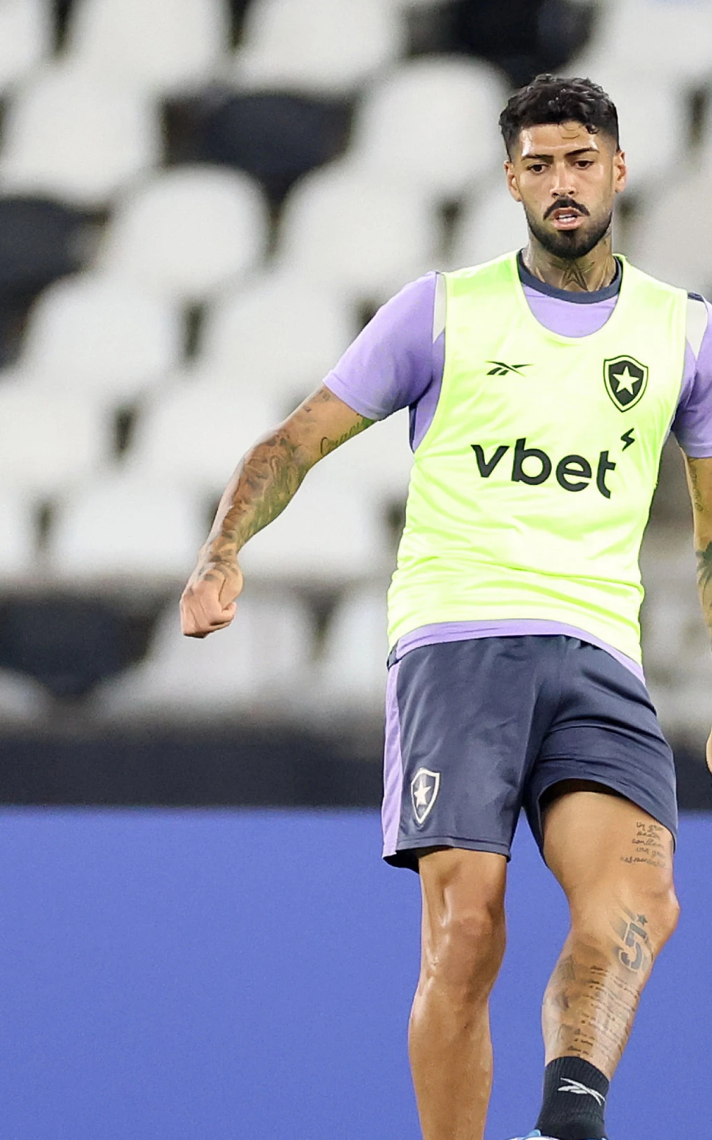 Botafogo acerta venda de Alexander Barboza para o Palmeiras | Botafogo | O Dia