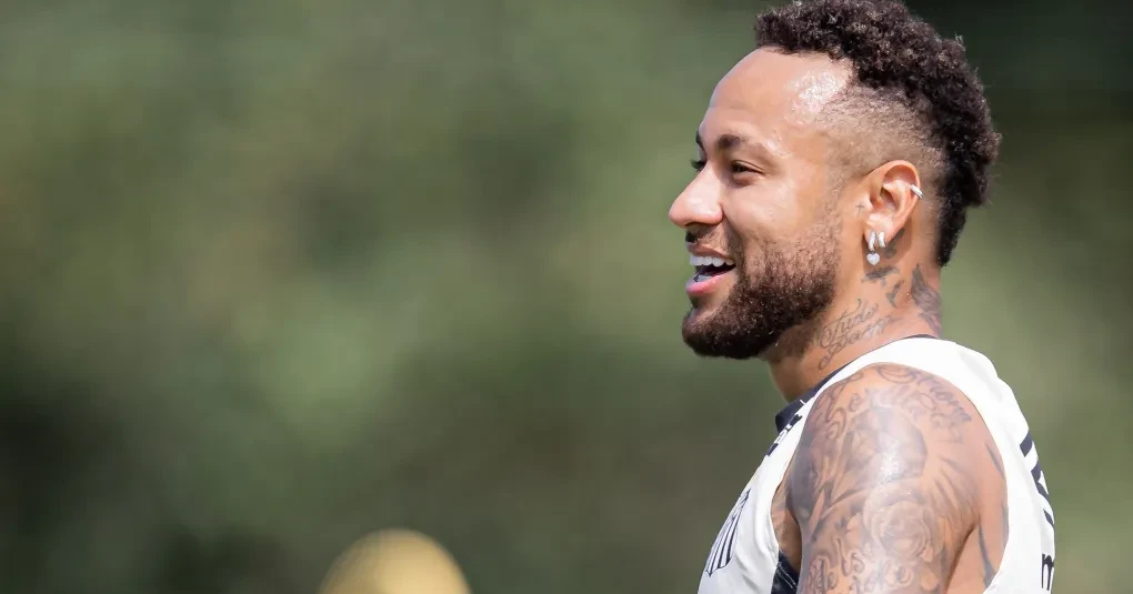 Com Neymar, Santos tenta recuperação na temporada contra o Fluminense | CNN Brasil