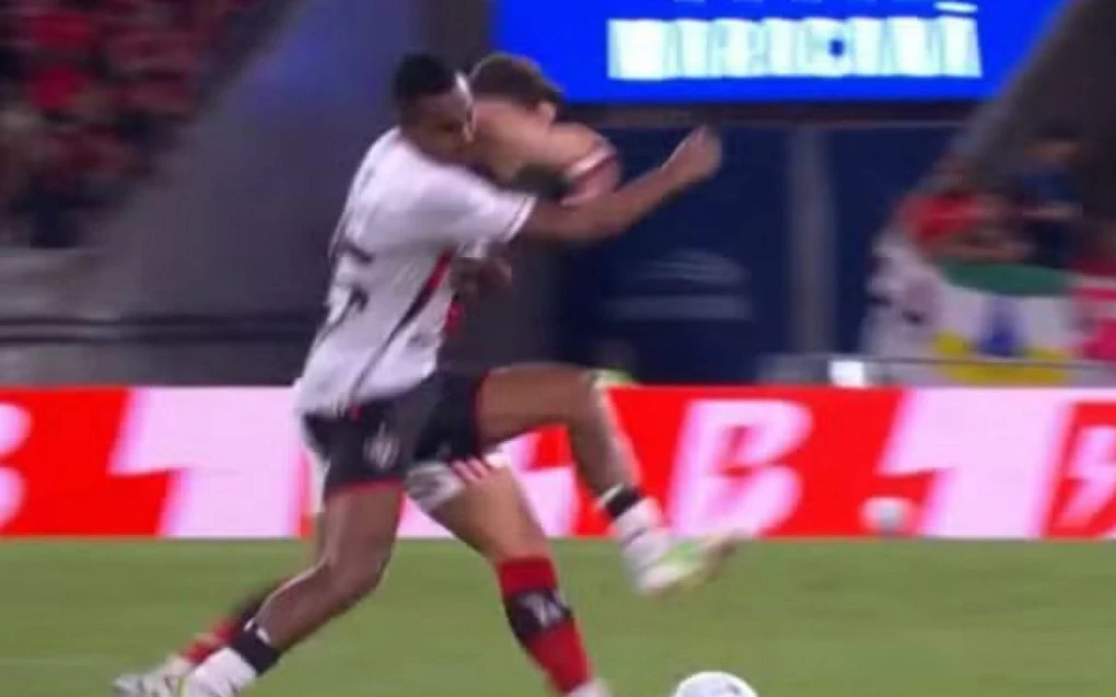 Comissão de Arbitragem diz que Saúl deveria ter sido expulso na Copa do Brasil