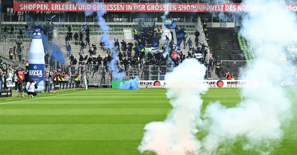 conflitos-entre-torcedores-mancham-o-clássico-do-norte-da-alemanha-1