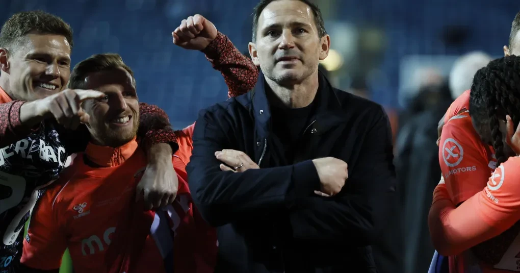 Coventry, do técnico Lampard, volta à Premier League após 25 anos | CNN Brasil