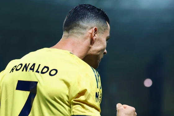 Cristiano Ronaldo marca duas vezes e chega a 966 gols; faltam 34 para o mil