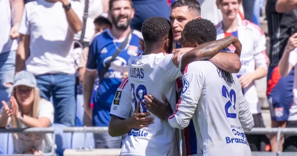 Endrick carimba a trave, mas passa em branco na vitória do Lyon na Ligue 1 | CNN Brasil