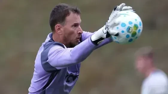 Escalação do Botafogo: goleiro ainda é dúvida para duelo com a Chapecoense | CNN Brasil