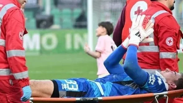 Filho de campeão do mundo pode perder a Copa 2026 após fraturar a coluna | CNN Brasil