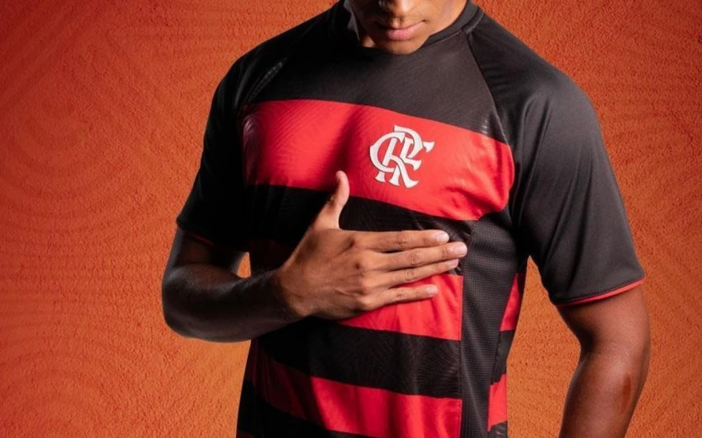 Flamengo lança camisa oficial por menos de R$ 100 em parceria com a Shopee | Flamengo | O Dia
