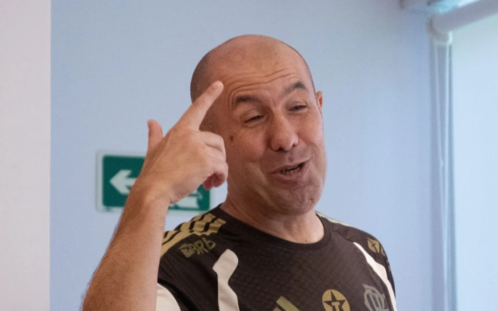 Flamengo x Vitória: transmissão, prováveis escalações e arbitragem