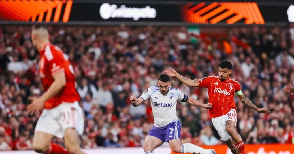 Forest vence Aston Villa e sai na frente na semifinal da Europa League | CNN Brasil
