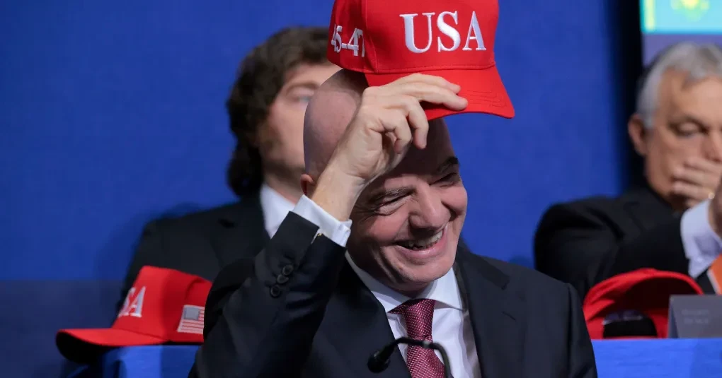 Irã participará da Copa do Mundo de 2026 e jogará nos EUA, afirma Infantino | CNN Brasil