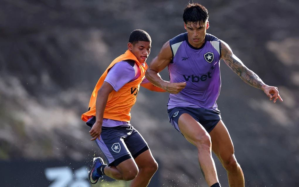 Joaquín Correa volta a treinar e se aproxima de retorno no Botafogo | Botafogo | O Dia