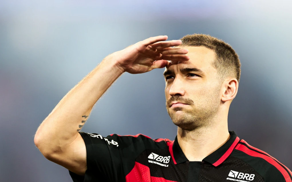 Léo Ortiz celebra triunfo e lamenta chances perdidas contra o Vitória