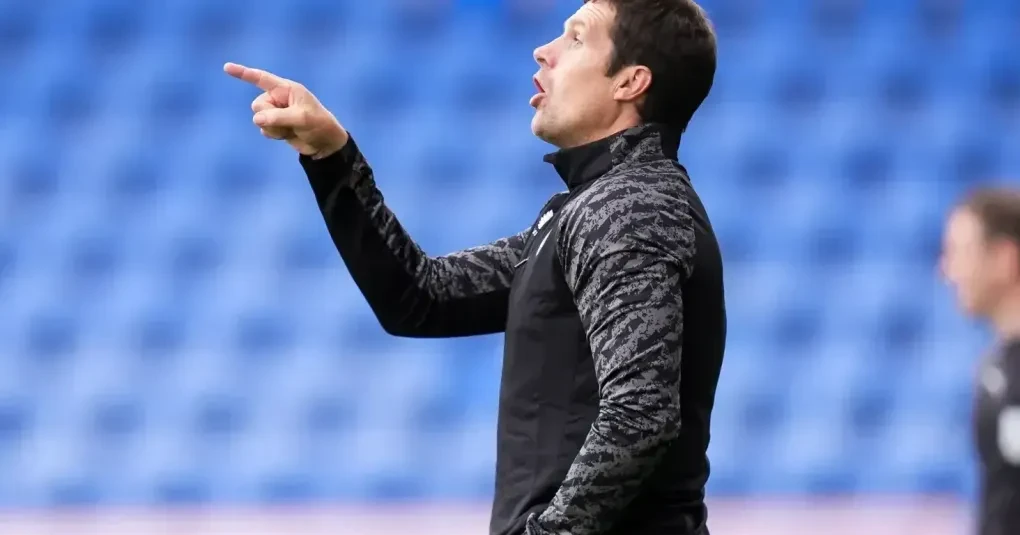 Michael Jackson será treinador de time da Premier League; entenda | CNN Brasil