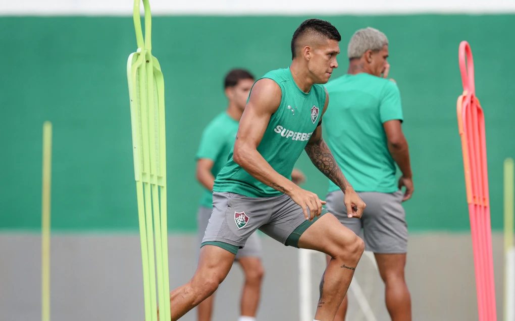 Millán pode estrear pelo Fluminense após mais de um mês de espera