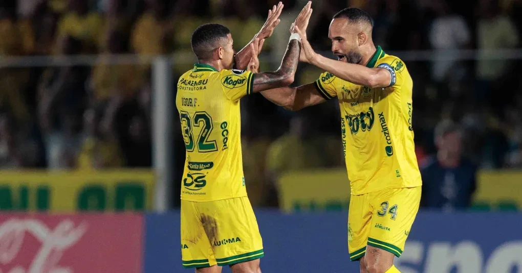 Mirassol vence Lanús e conquista 1ª vitória na história da Libertadores | CNN Brasil