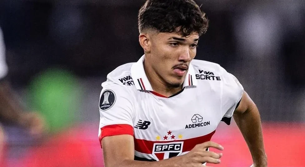 Newcastle mira ex-São Paulo e prepara oferta milionária, diz jornal | CNN Brasil