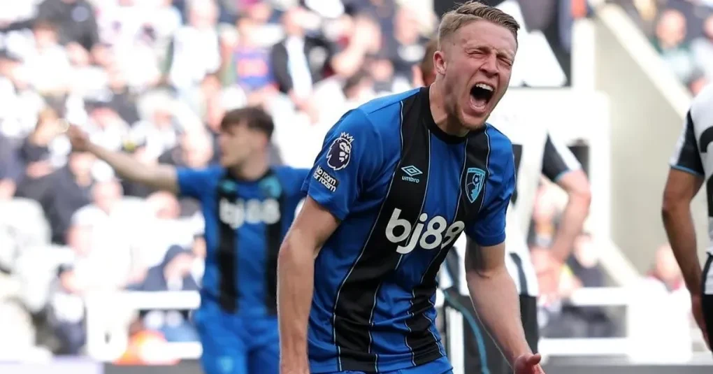 Newcastle vacila e Bournemouth vence com gol nos minutos finais | CNN Brasil