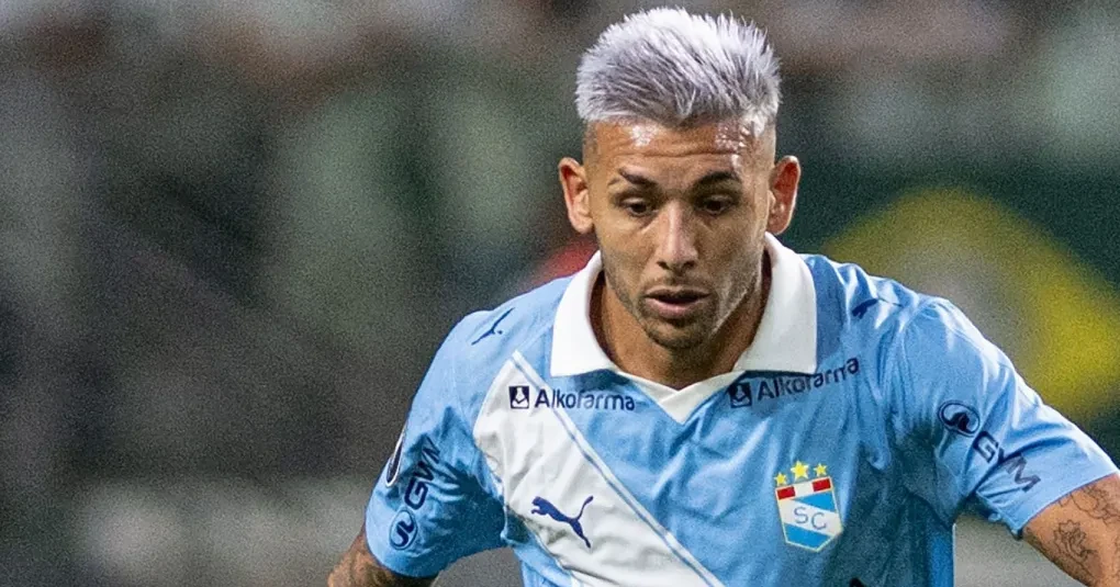 Palmeiras sofre golaço "sem pulo" do Sporting Cristal na Libertadores; veja | CNN Brasil