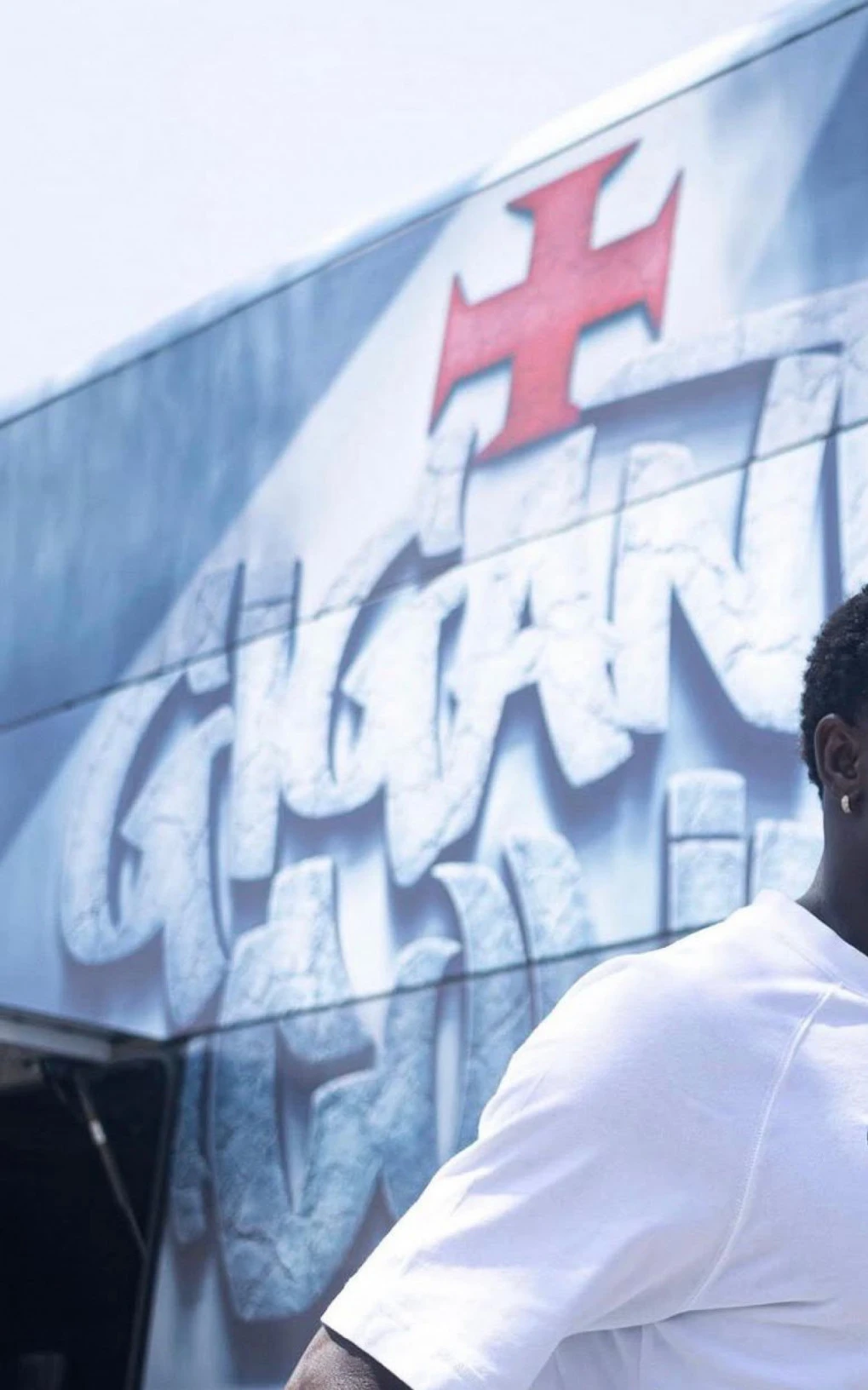 Puma Rodríguez e Andrés Gómez reforçam o Vasco para clássico com o Botafogo