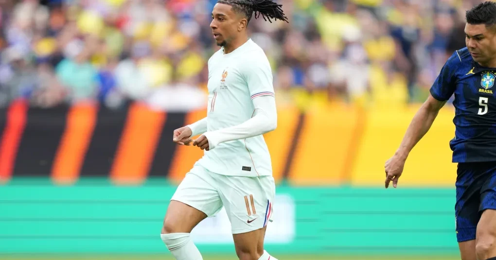 Fifa atualiza ranking: França assume a liderança e Brasil fica fora do top 5