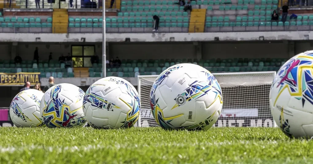 Rede de prostituição que envolvia jogadores do Italiano é desmantelada | CNN Brasil